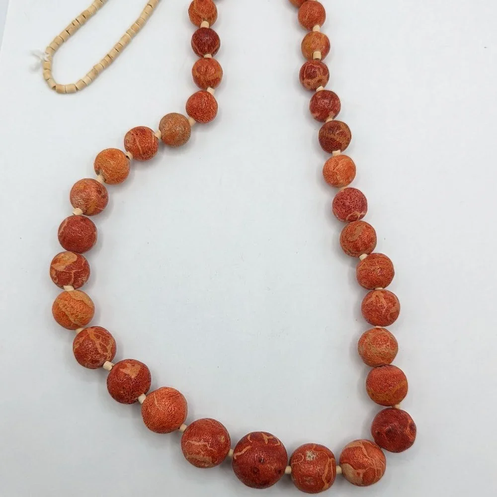 COPY - Vintage Raw Unpolished Natural Coral Bead Necklace - Picture 2 of 15